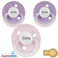 Pakke med 3 stk. Baby Nova sutter med navn (1 Lyser�d og 2 Lilla) Runde Latex One-Size