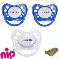 Pakke med 3 stk. Nip sutter med navn (1 Hvid og 2 Bl�) Anatomiske Latex 0-6 md.