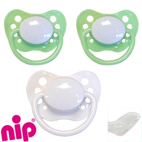 Nip sutter med navn (2 Mint grønne + 1 Hvid) Anatomiske Silikone fra 5 md. Pakke med 3 stk. sutter